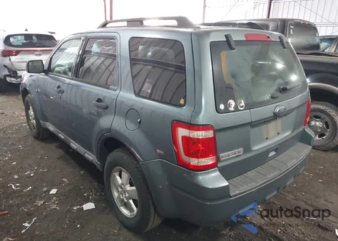 2011 Ford Escape Xlt from USA, damaged, VIN 1FMCU0D72BKA42164
